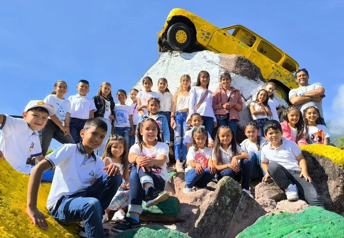 Sonrisas gracias a la magia del cine para niños de Zapatoca