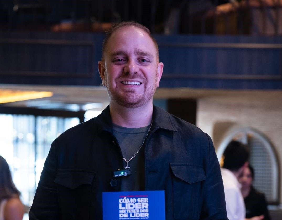 “Cómo ser líder sin tener don de líder”