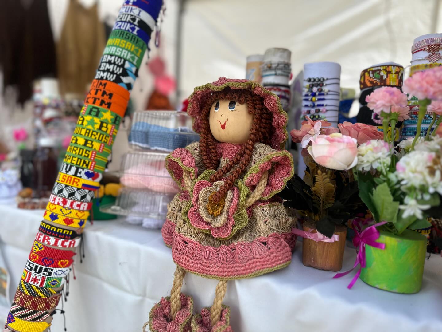 Mujeres emprendedoras exponen sus talentos en ExpoMujer Florida 2024