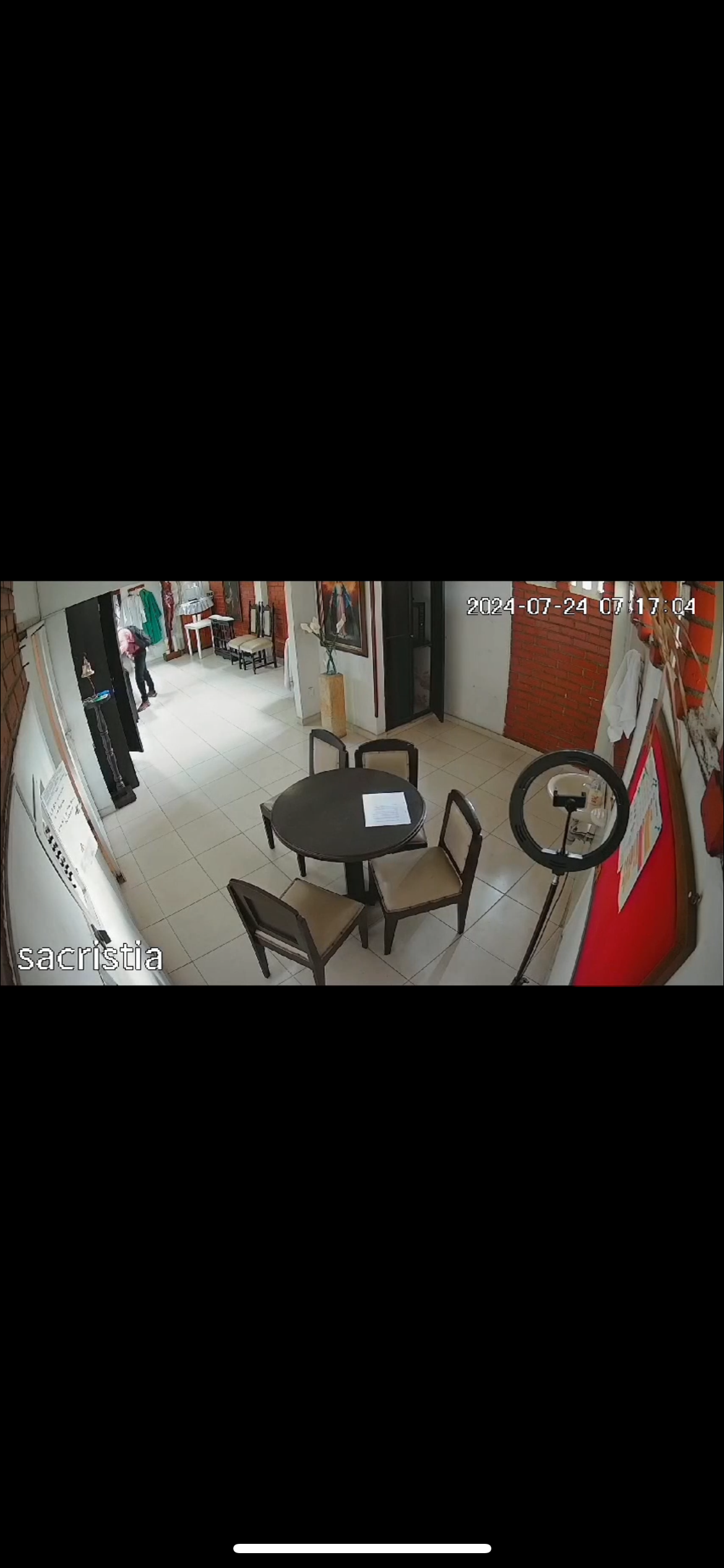 Hampón cometió su ‘pecado’ en iglesia de Provenza