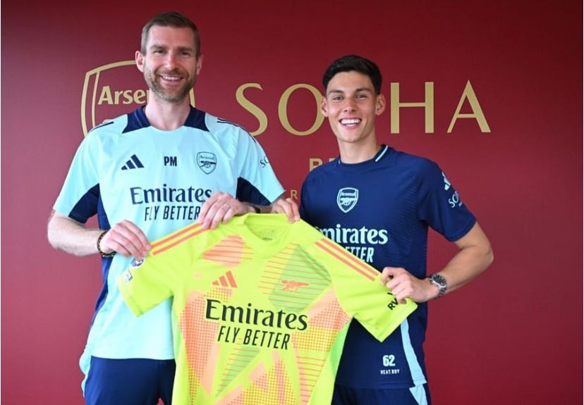 El Colombiano Alexei Rojas firma contrato profesional con el Arsenal