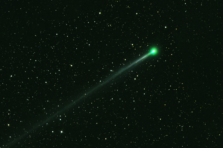 ¡Un evento único! El cometa más brillante del siglo se aproxima a la Tierra