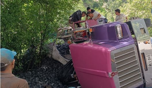 La 'Pantera Rosa' se volcó en 'La Curva del Cero'