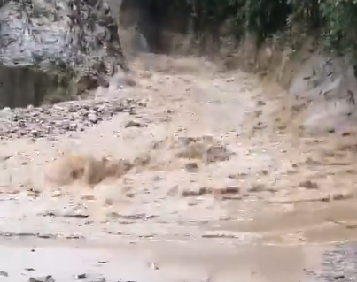 VIDEO. Fuertes lluvias causan emergencias en Santa Bárbara