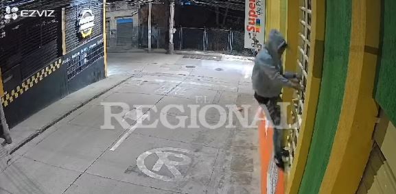 Ladrón sacó sus dotes 'arácnidos' para robar en San Gil
