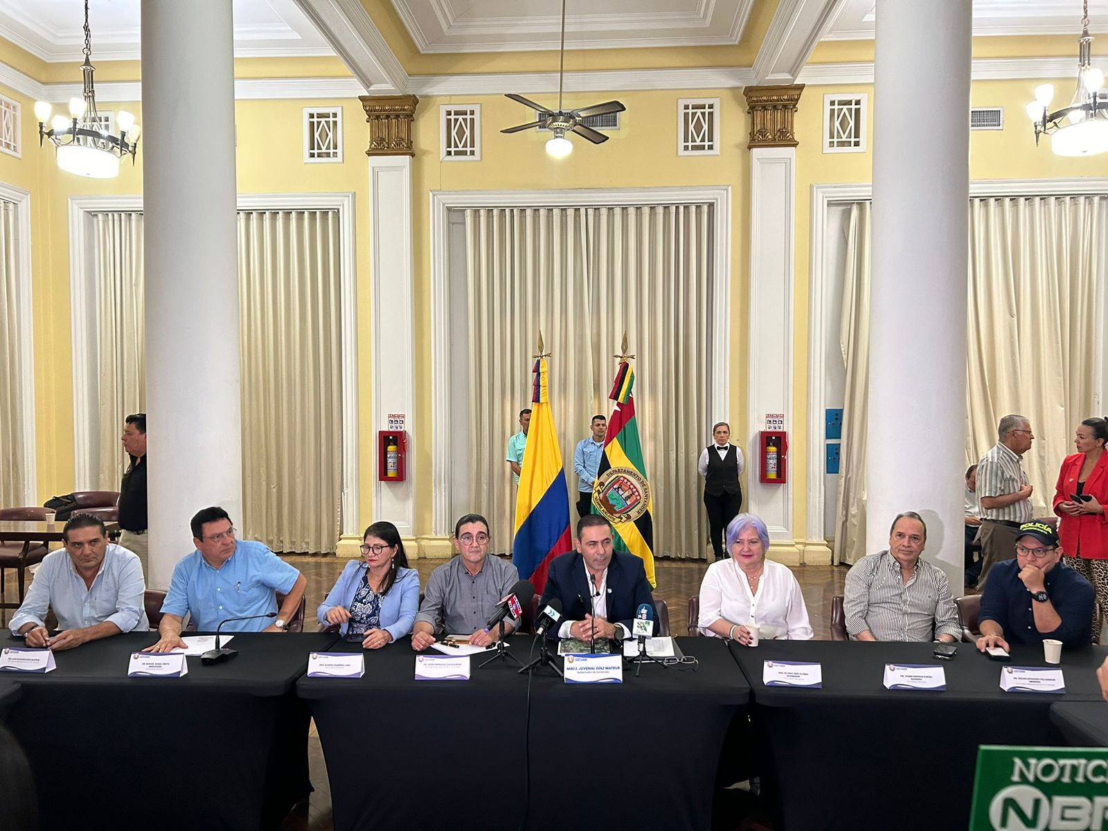 Santander busca recursos nacionales para impulsar proyectos estratégicos