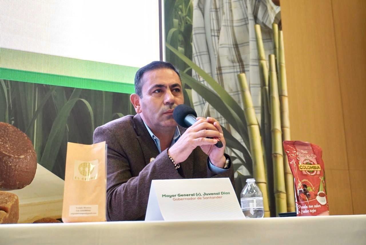 Gobernador Juvenal Díaz pedirá más ayuda a MinDefensa para atacar asedio de los grupos ilegales en Santander
