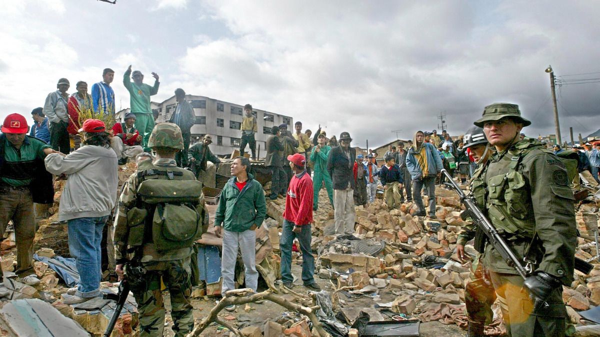 La JEP acredita a 31 víctimas de atentados con “rockets” de las extintas Farc-EP ocurridos el 7 de agosto de 2002