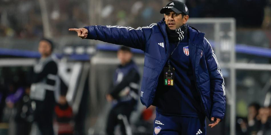 Arturo Reyes admite que su futuro en Junior depende de los Char