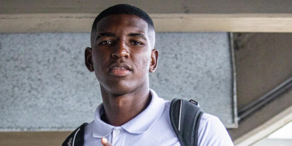 Aston Villa ficha a Yeimar Mosquera y será cedido al Real Unión en España