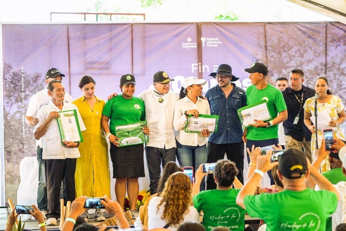 Emblemática hacienda Las Pavas vuelve a manos campesinas, primo de Pablo Escobar la expropio y luego los paramilitares