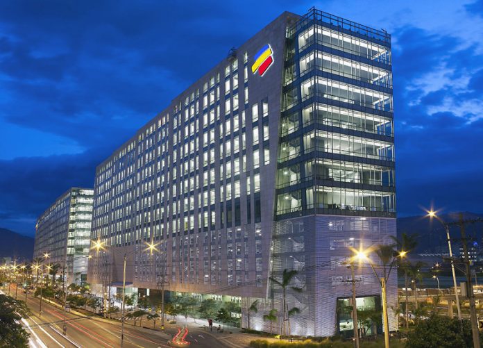 Bancolombia resuelve fallos en sus plataformas y ofrece disculpas a los clientes