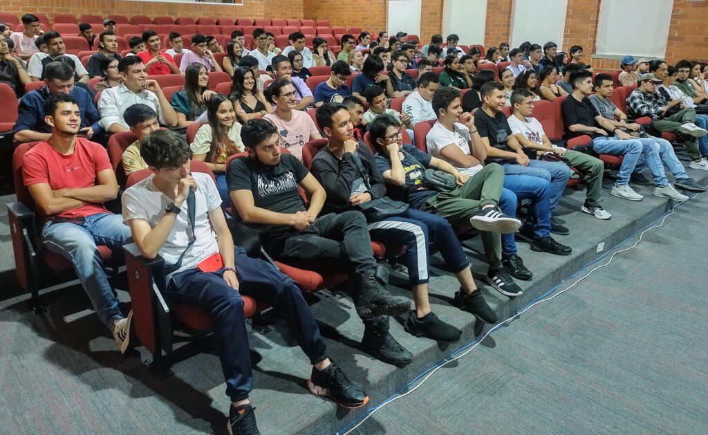 ¡UIS ES UNO!: Estrategia que empodera a estudiantes de sedes regionales