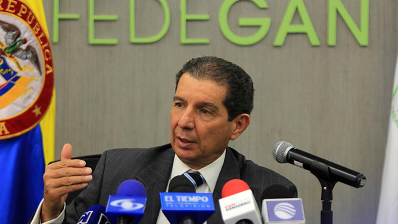 Fedegán exige acción inmediata para la crisis lechera