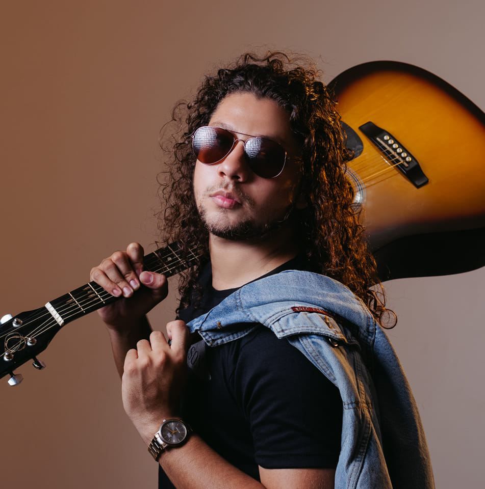 Manuel Montiel con el sencillo "Martha Elena"