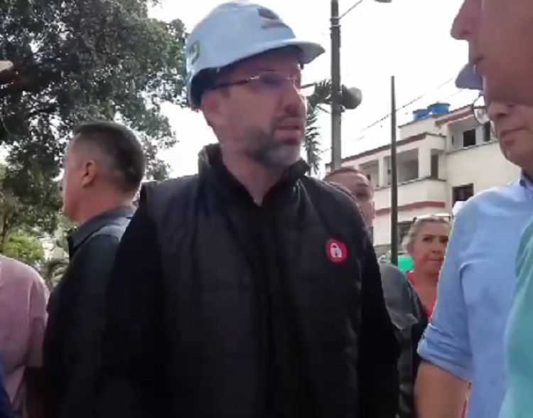 Vecinos de La Salle exigen agilidad en las obras del parque