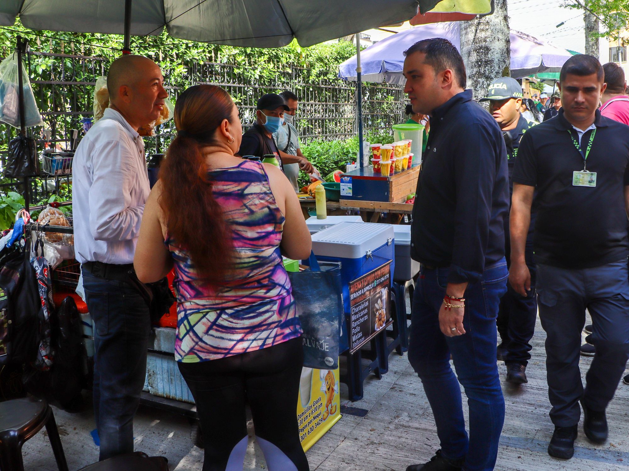 Reubicación de vendedores ambulantes alivia el tránsito en inmediaciones de la Foscal
