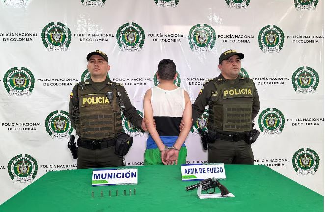 Capturan a vigilante que disparó en plena vía pública en Bucaramanga