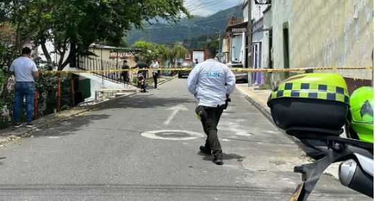 Ataque sicarial en Chapinero dejó un muerto y un herido grave