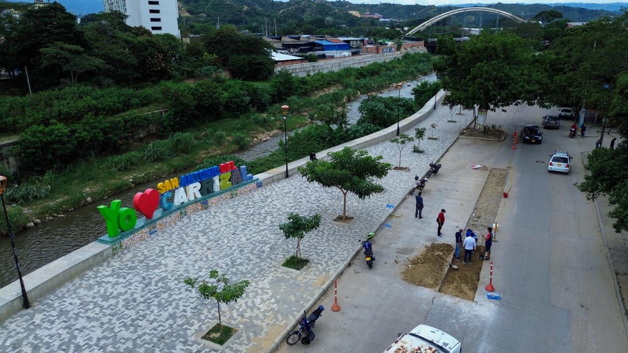 Programa ‘Progresa Mi Barrio’ realiza mantenimiento de vías en San Antonio del Carrizal