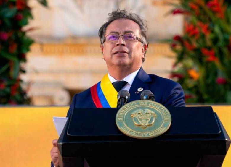 Petro responde a las críticas: “Que Olmedo vaya a la cárcel”