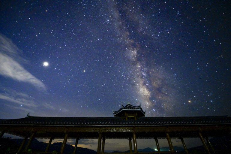 NASA provocará la primera lluvia de meteoros artificial