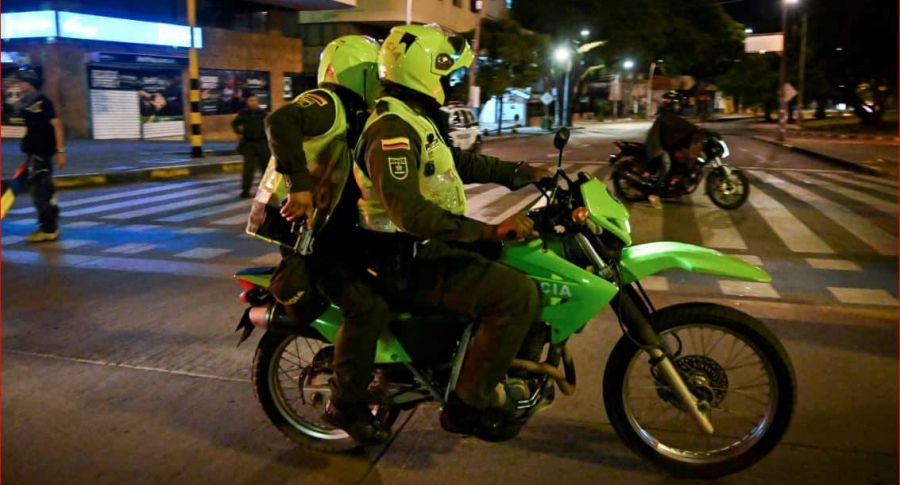 Indignación en redes, video revela presunto acto racista de policías en Cali