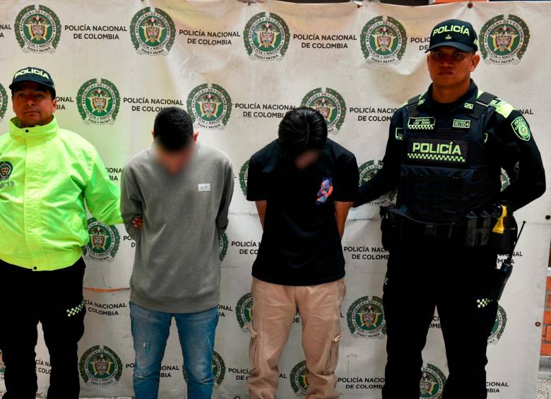 Detenidos dos hombres por secuestro de mujeres en un taxi en Medellín