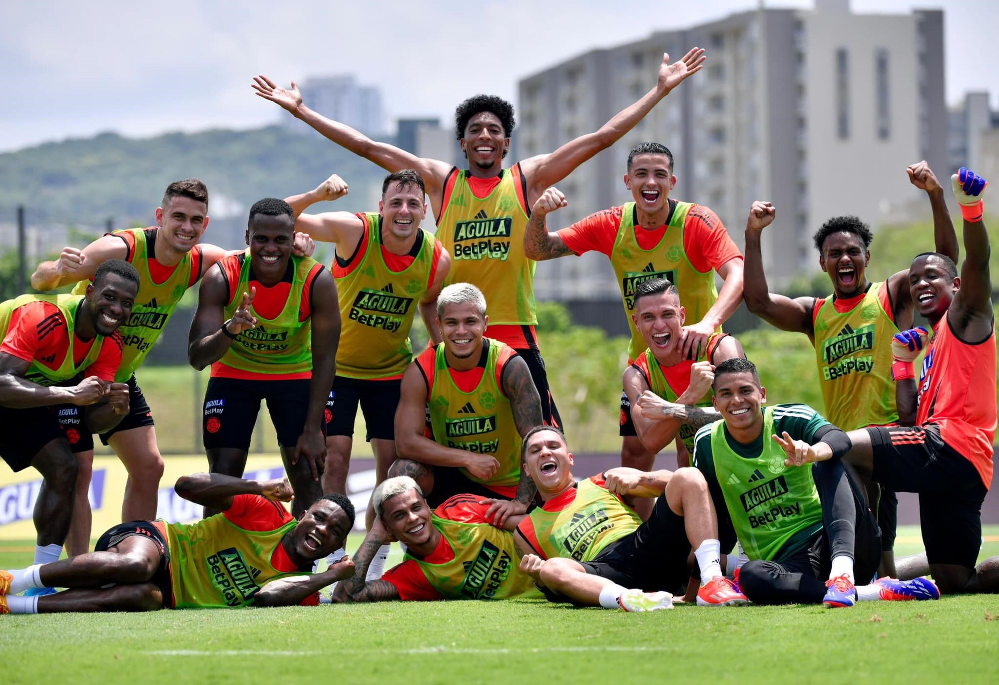 Colombia como peregrino ante Perú en Lima