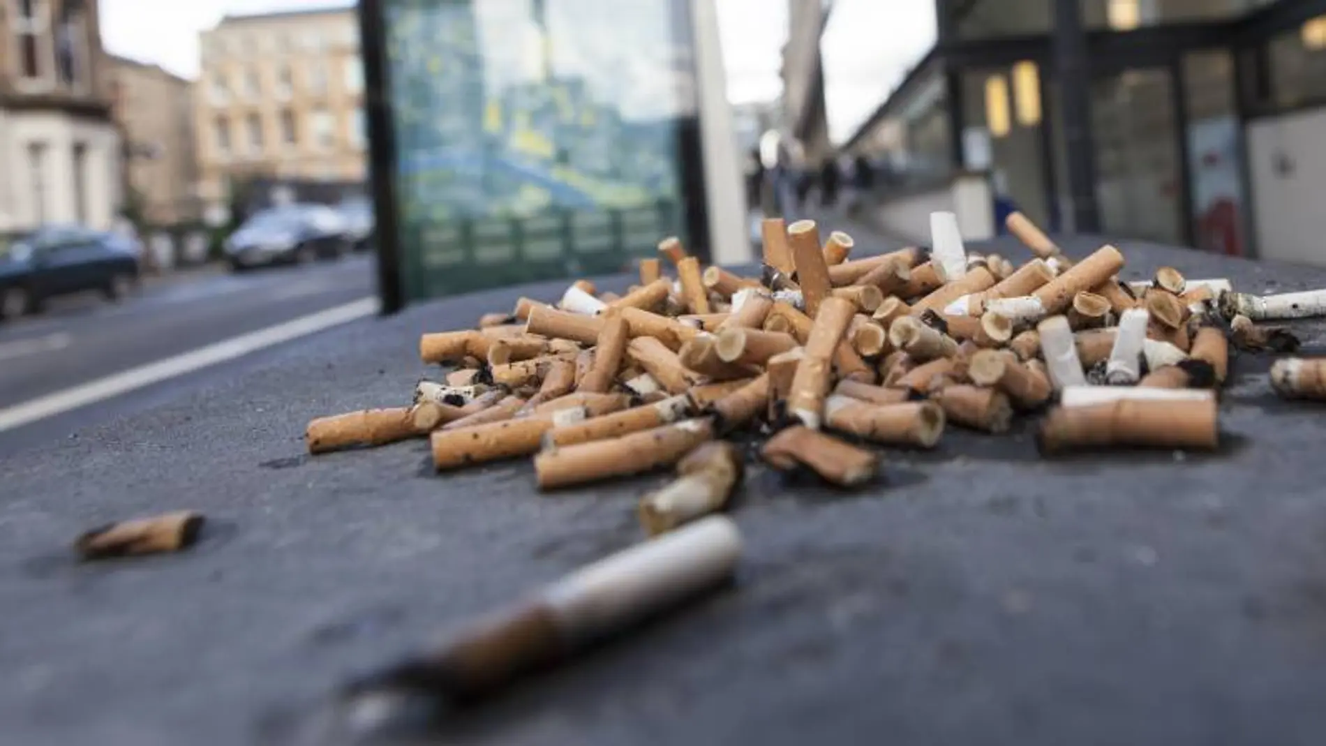 Desechos de colillas se están convirtiendo en un problema de salud pública en Colombia