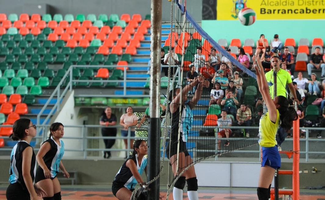 Delegaciones barranqueñas juegan en San Vicente de Chucurí