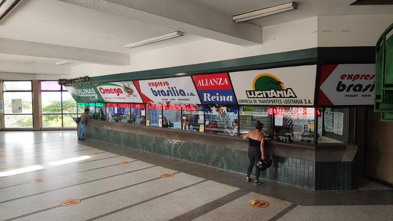 Terminales de Santander suspendieron despachos debido al paro camionero