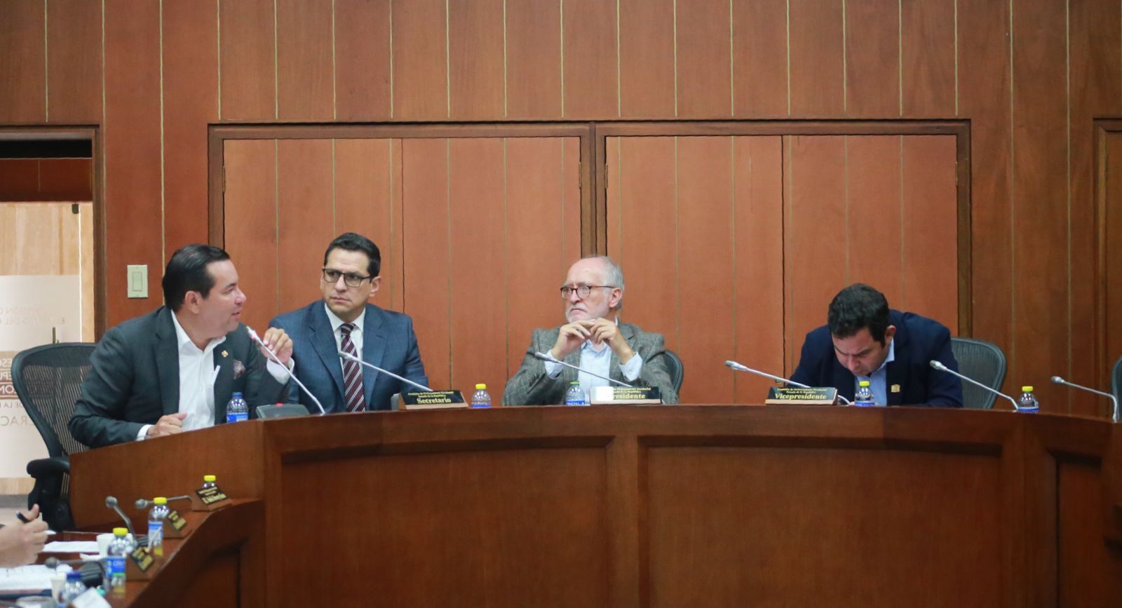 Reiteran llamado al Congreso para que de vía libre a proyecto de la autonomía regional