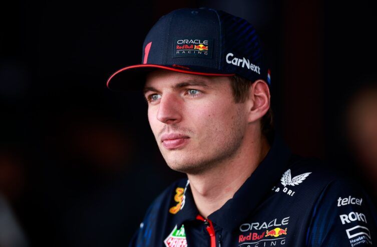 Verstappen cuestiona su futuro en la F1 tras sanción de la FIA