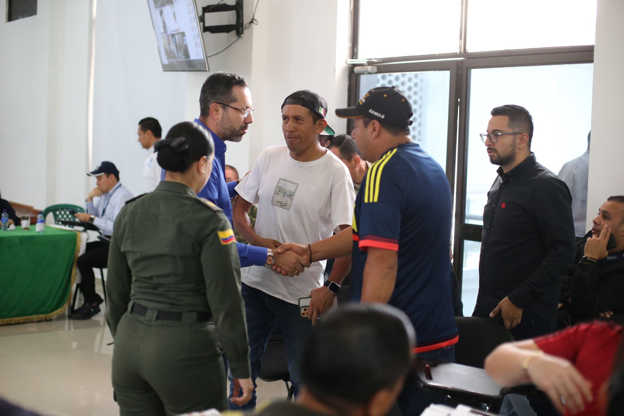 Diálogos para desbloquear vías que conectan a Bucaramanga