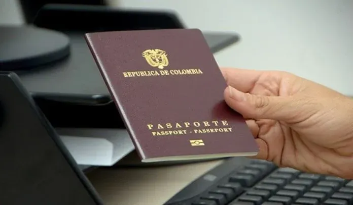 Cancillería extiende horario para la expedición de pasaportes