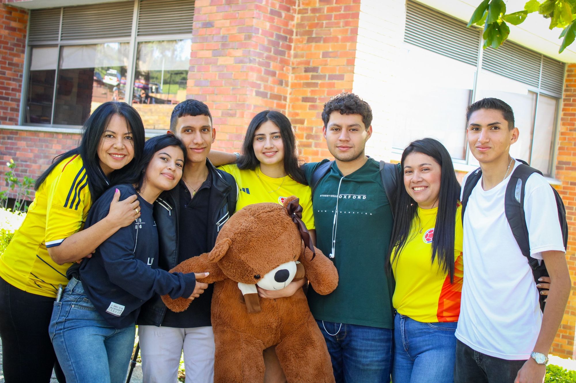 “Abrazaton” en sede UIS Barbosa