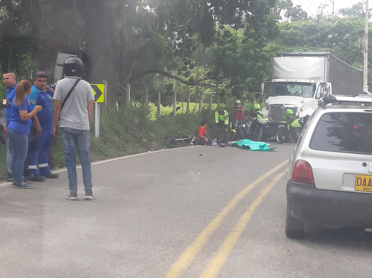 VIDEO. Trágico accidente de tránsito colapsó la movilidad en Piedecuesta