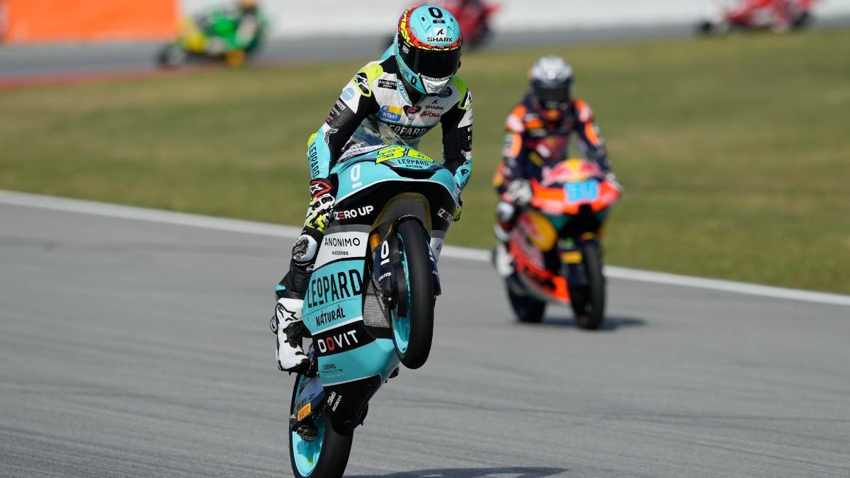 El Rookie Ángel Piqueras gana GP de Moto3 en San Marino