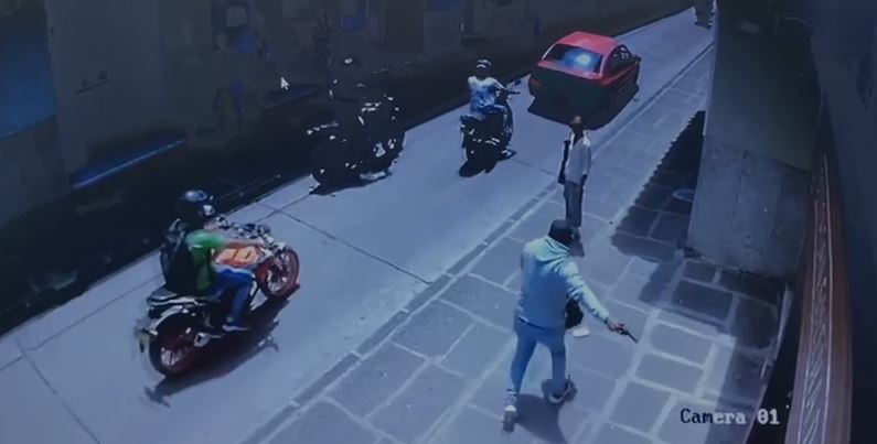 VIDEO. A plena luz del día fleteros atacaron en San Gil