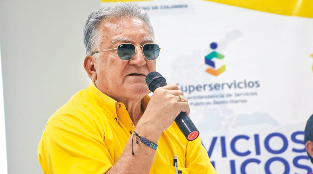 Dagoberto Quiroga renunció a la Superintendencia de Servicios Públicos