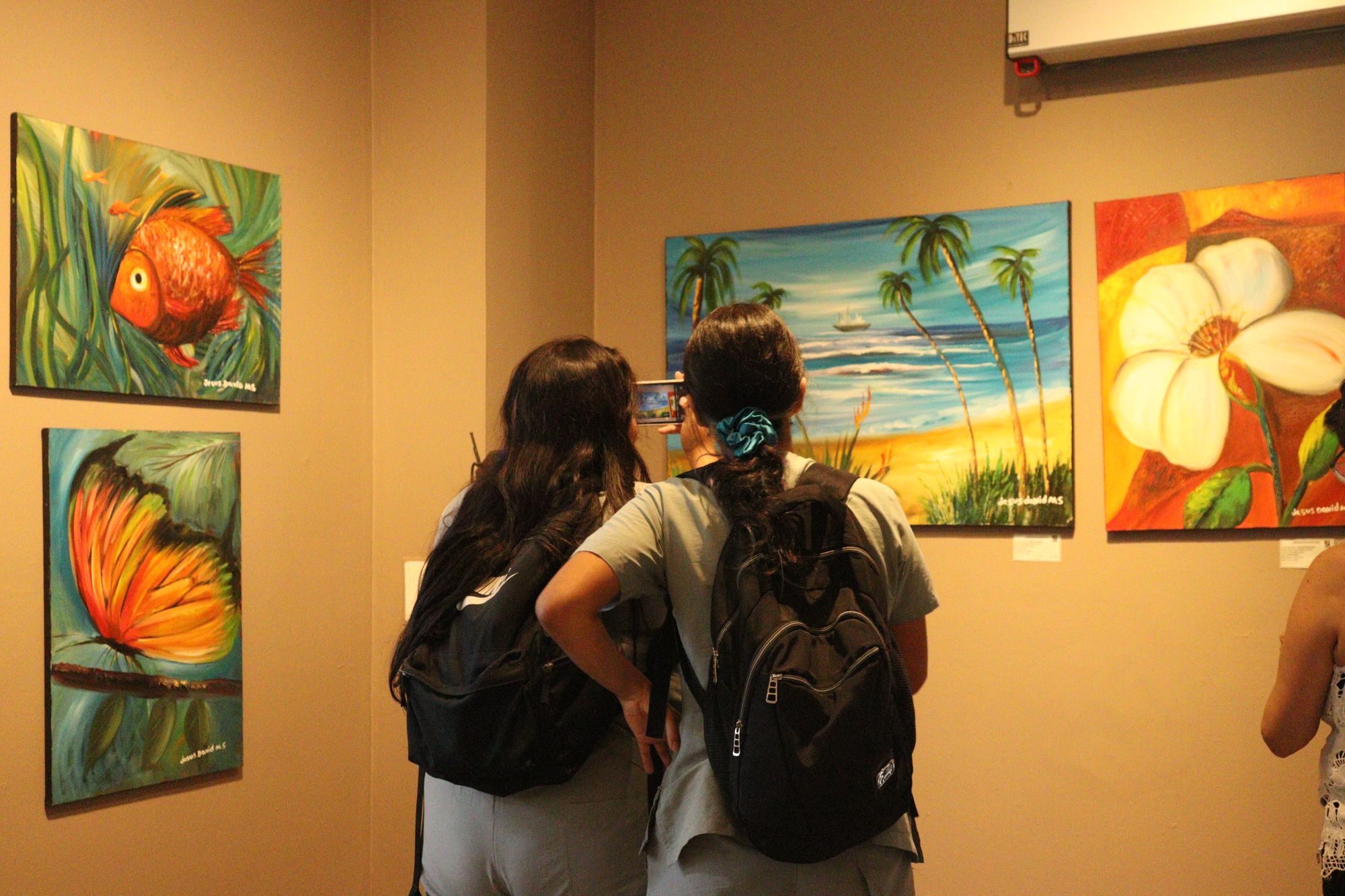 El arte como herramienta de esperanza: la muestra de Jesús David Méndez Sequea