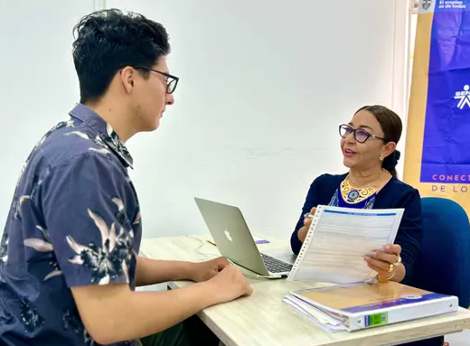 Trabajo sí hay: Más de 60 vacantes disponibles en Floridablanca