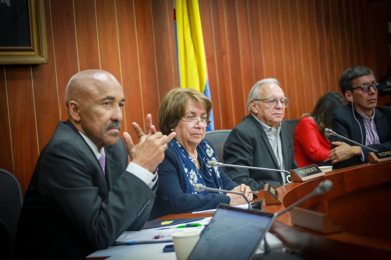 Duras críticas en el Congreso al proyecto de ley para nueva reforma tributaria de Petro