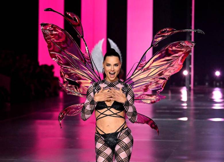 Cartagenero diseña alas para el desfile de Victoria’s Secret