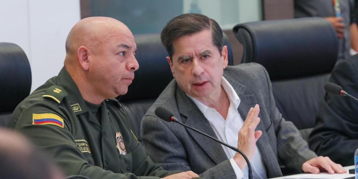 'Quienes miraron hacia otro lado ahora cuestionan la ofensiva de nuestras Fuerzas Militares': ministro Cristo defiende operación 'Perseo'