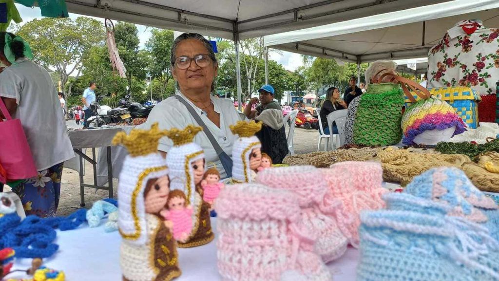 Tejedoras transforman su dolor en Santander