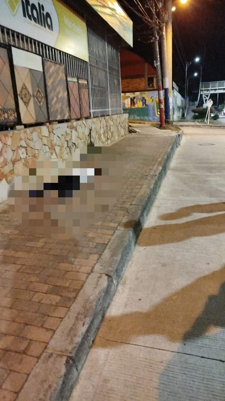 En vía pública de Piedecuesta hombre fue hallado por la muerte