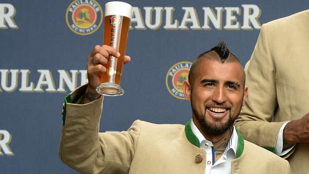 Arturo Vidal volvió a ser tendencia por 'borracho' en Chile
