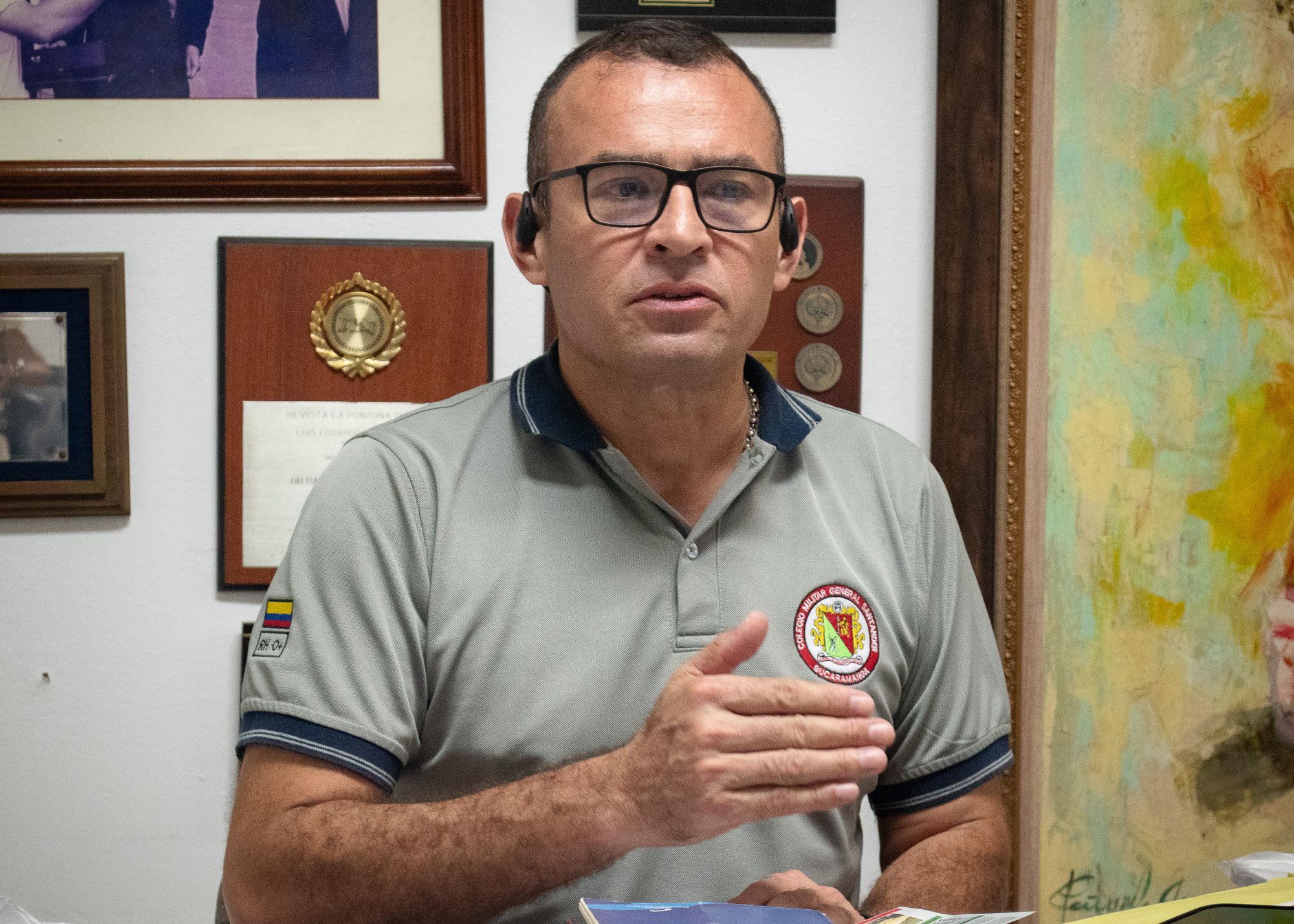 El coronel José Luis Agudelo transforma el Colegio Militar con visión y disciplina